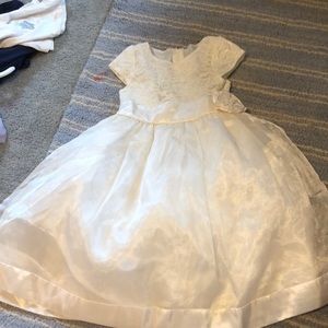 Collection cream flower girl dress size 6
